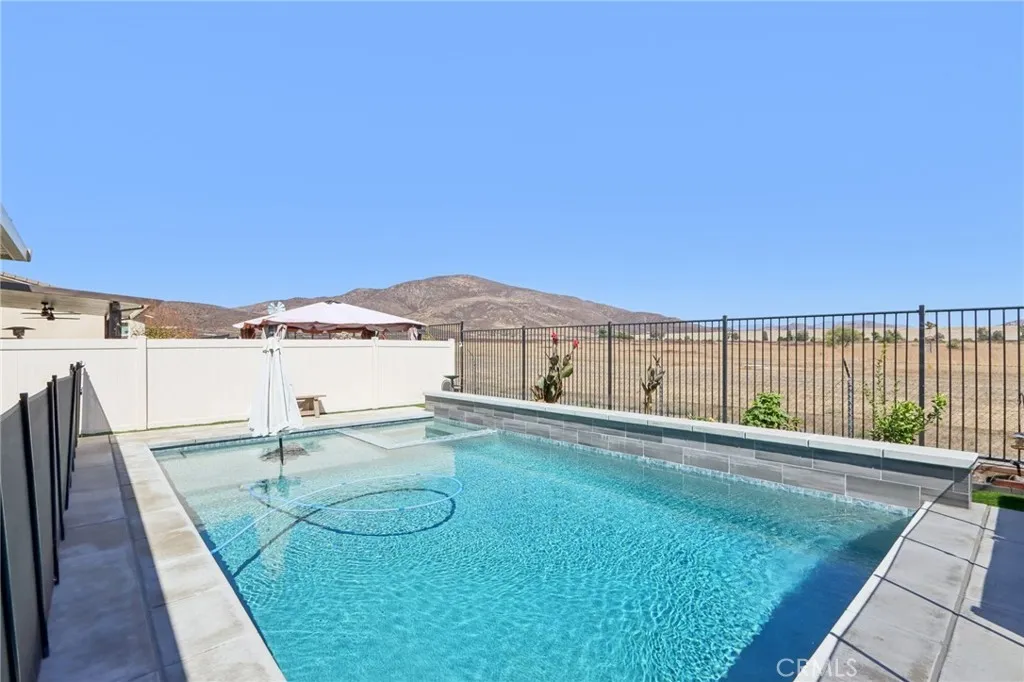 Winchester, California 92596, United States, 3 Bedrooms Bedrooms, ,3 BathroomsBathrooms,Residential,Active,209451