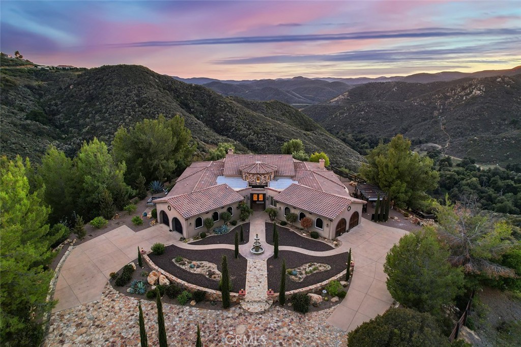 38355 Vista Del Bosque