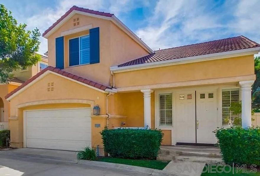 Fantastic detached home in the gated community of Toscana! Photos and details to follow.