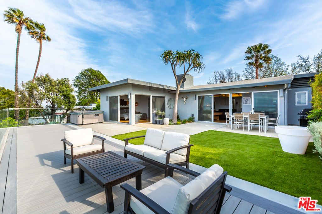 Photo of 3215 Bonnie Hill Drive, Los Angeles, CA 90068 (MLS # 25597051)