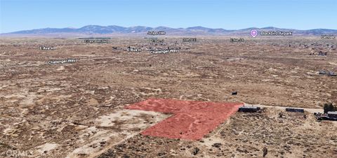 Photo of 31750180 Avenue G-4, Lancaster, CA 93535 (MLS # SN25251023) Photo of 31750180 Avenue G-4, Lancaster, CA 93535 (MLS # SN25251023)