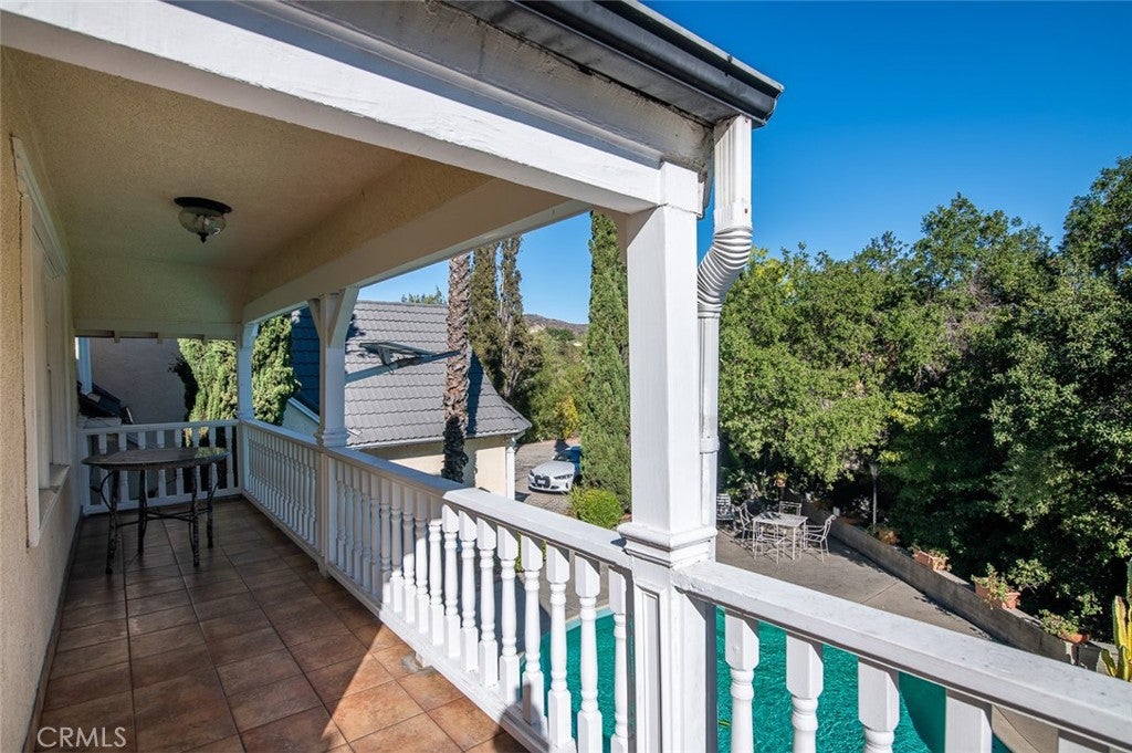 Glendale, California, 91207, United States, 4 Bedrooms Bedrooms, ,4 BathroomsBathrooms,Residential,Active,2030572