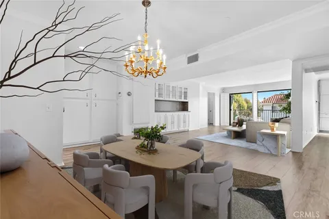 14804 Magnolia Unit 6, Sherman Oaks, CA 91403 - MLS#: GD25257638