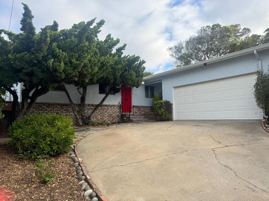 Welcome to this charming home nestled in the sunbelt in Upper Kimball neighborhood. This property offers a spacious interior with 1,268 sq ft, featuring 3 bedrooms and 2 full bathrooms. The kitchen is designed for both functionality perfect for culinary enthusiasts and casual dining alike, with options including a breakfast nook and a dining area in the living room. Warmth and comfort are provided by the central forced air heating system, while the cozy fireplace offers an inviting ambiance.  Enjoy the beautiful hardwood and tile flooring that runs throughout the home, adding to its elegant appeal. Additional amenities include a two-car garage, offering ample space for vehicles and storage needs. The home falls within the Monterey Peninsula Unified School District, providing local educational opportunities. This lovely home is situated on a generous lot, offering plenty of room for outdoor activities and enjoyment. Located close to recreational trails and the beach, ultimate convenient location to everything on the Monterey Peninsula. Don't miss out on making this wonderful Seaside residence your own!