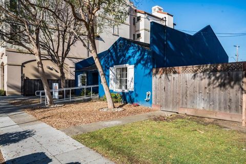 785 Walnut Street San Carlos CA 94070