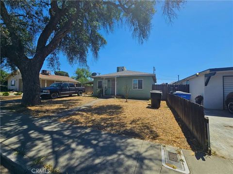 415 E Florinda Street Hanford CA 93230