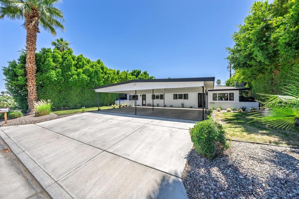 Photo of 74135 Candlewood Street, Palm Desert, CA 92260 (MLS # 219136569PS)