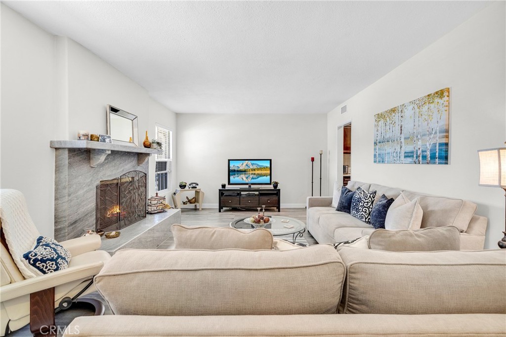 Properties 1 317 Greenbank Avenue