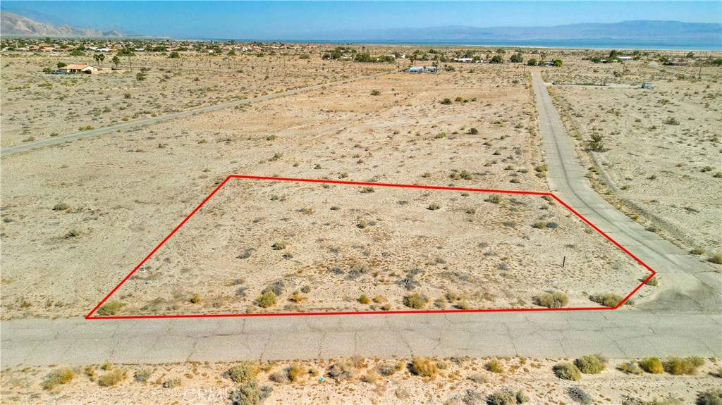 Photo 1 of 32 — 2711 Twin Lakes Avenue, Thermal, CA 92274