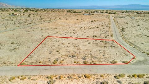 Photo of 2711 Twin Lakes Avenue, Thermal, CA 92274 (MLS # ND26086824)