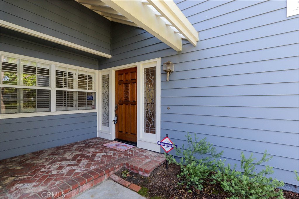 551 Milton Court 101