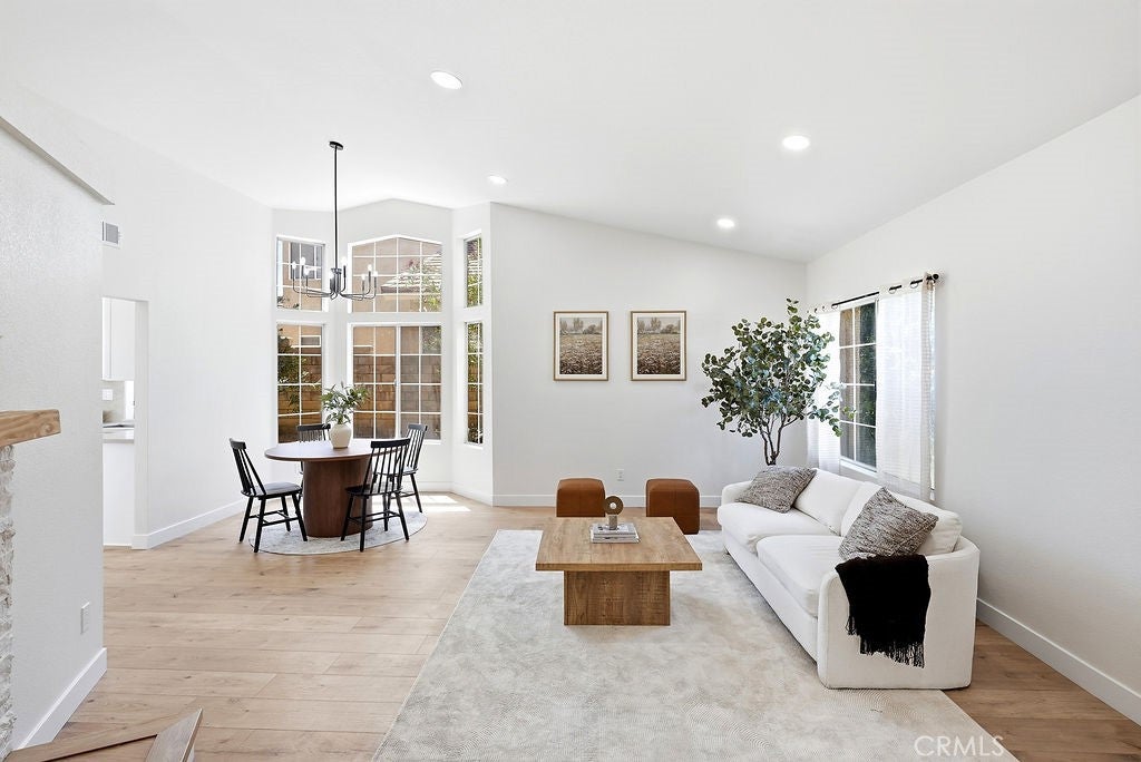 3202 Angeleno Place