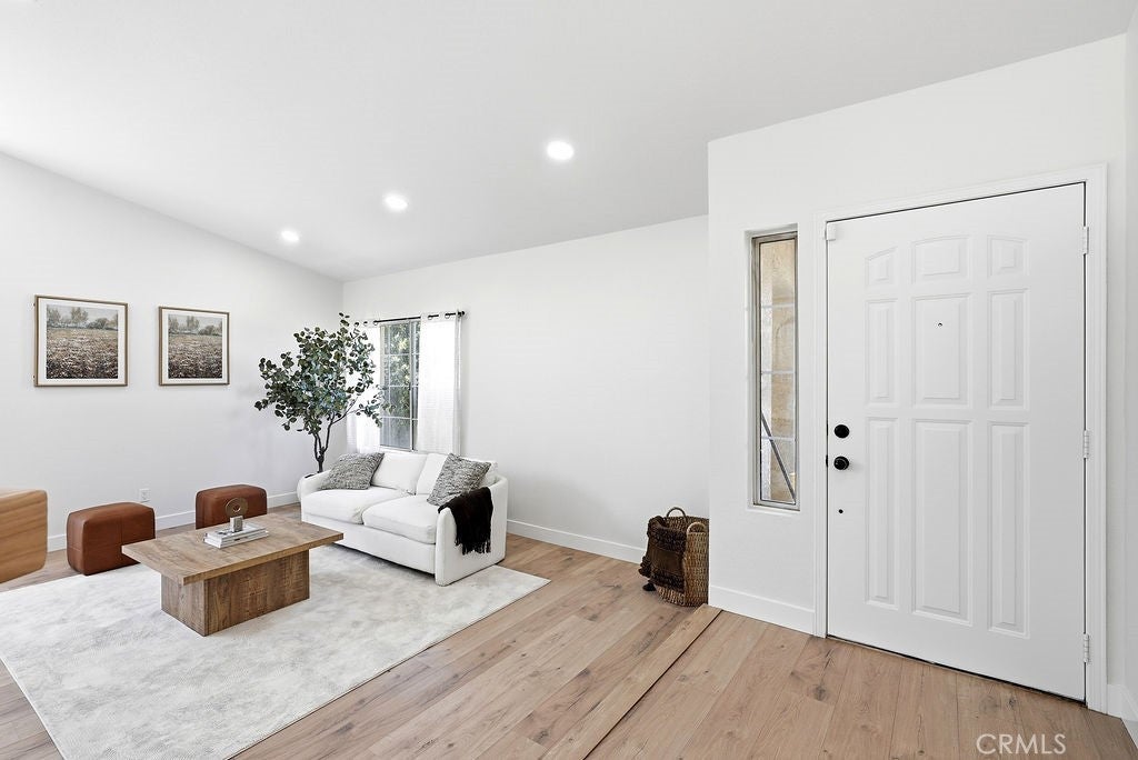 3202 Angeleno Place