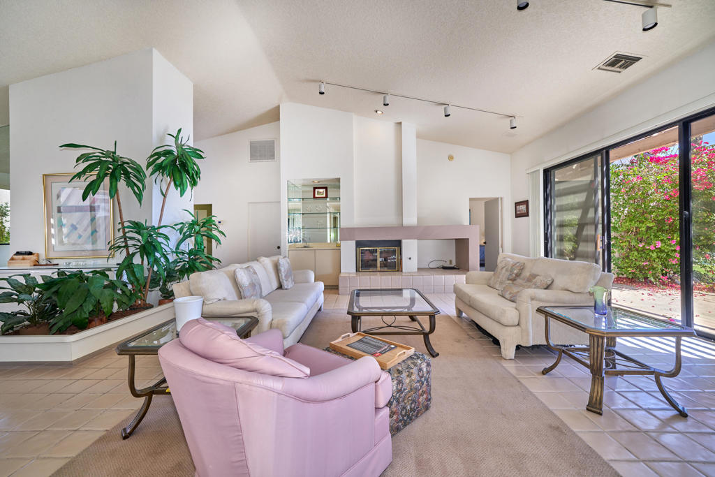 10317 Sunningdale Drive