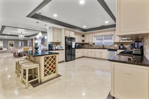 17635 Verde Street Hesperia CA 92345