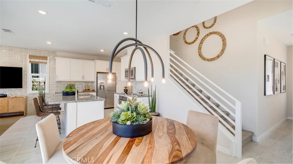 2645 E Hyde Paseo