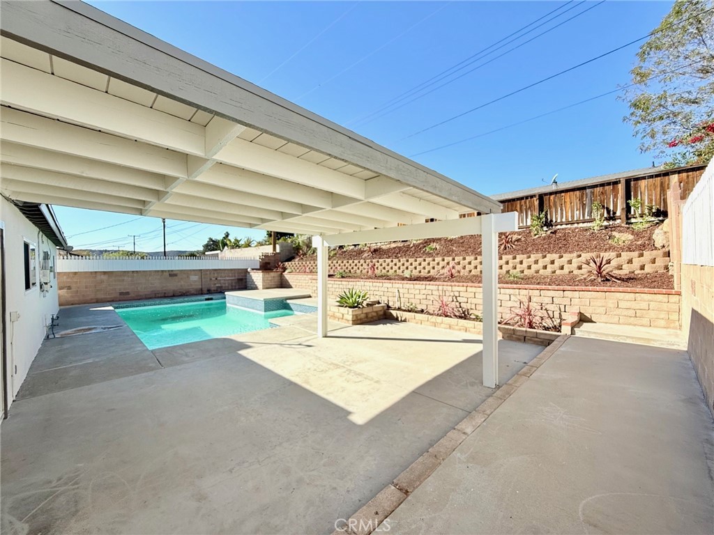 Emblem (EMBL) - Residential