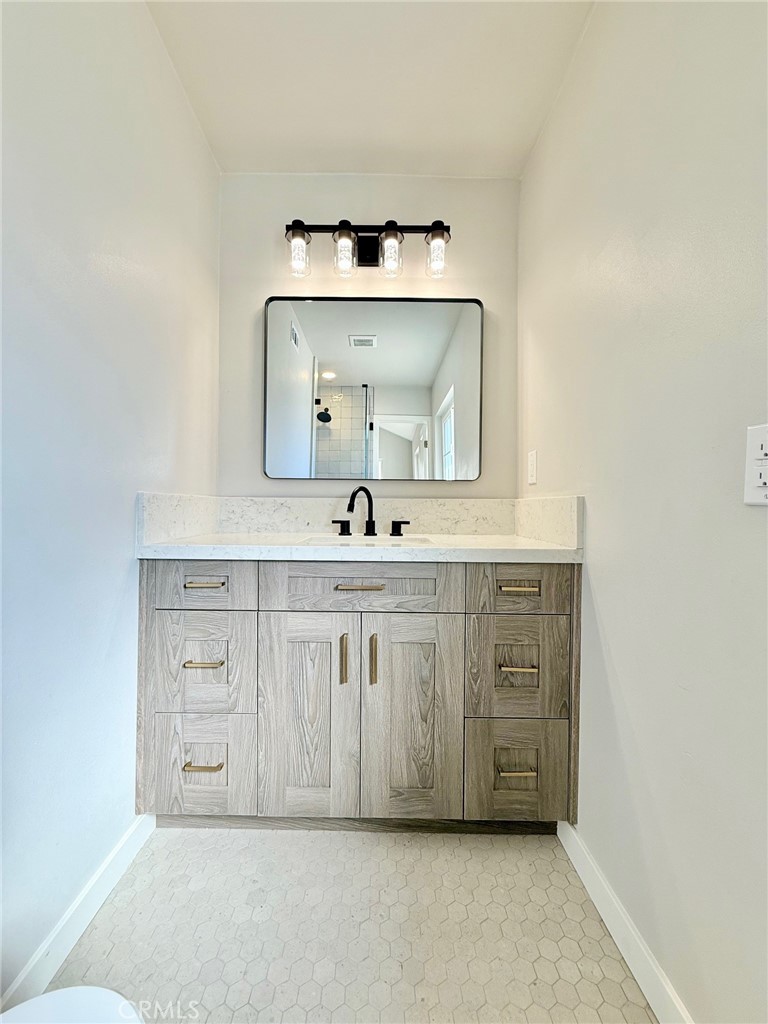 Emblem (EMBL) - Residential