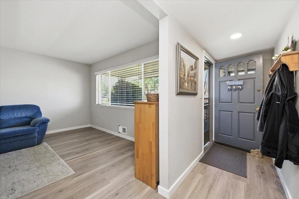 Photo of 1106 Boynton Avenue #1106, San Jose, CA 95117 (MLS # ML82040254)