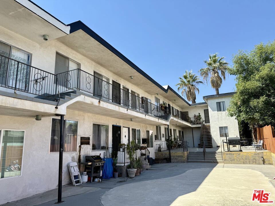 5623 Meridian Street