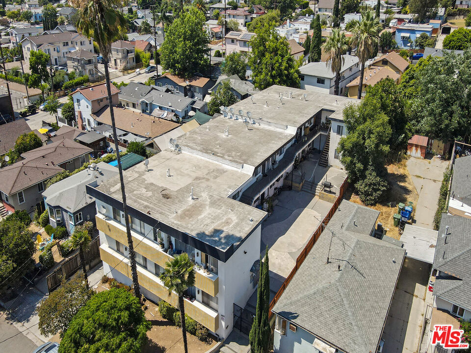 5623 Meridian Street