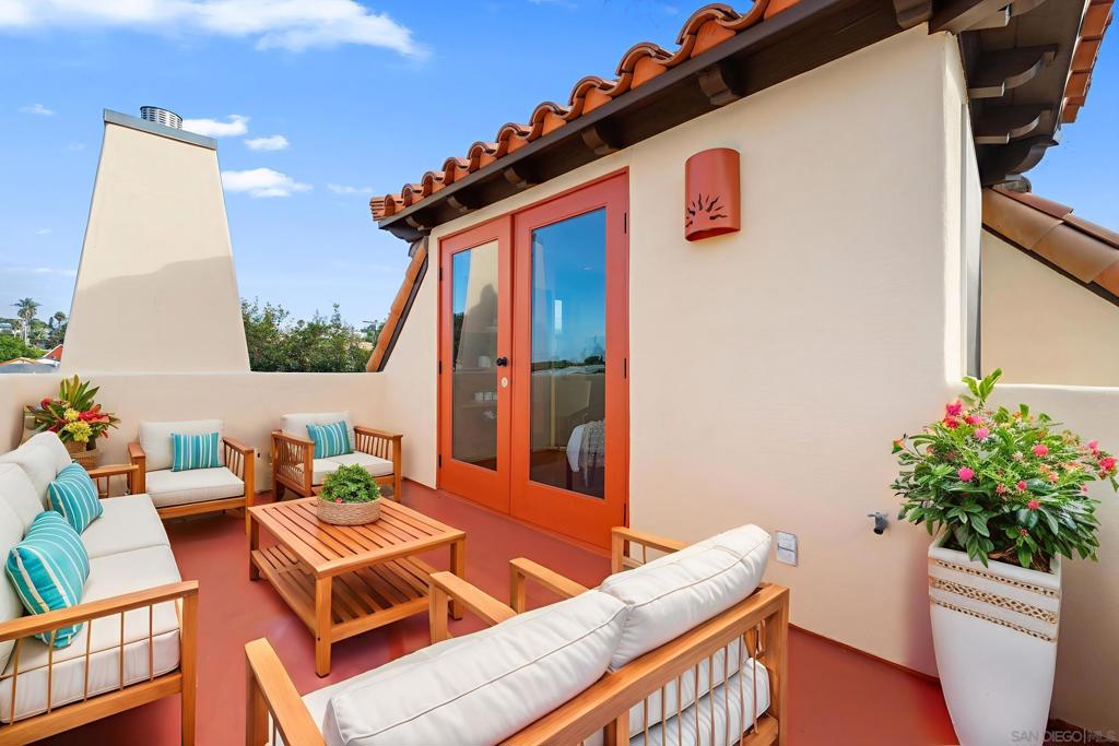 Ocean Beach - Residential