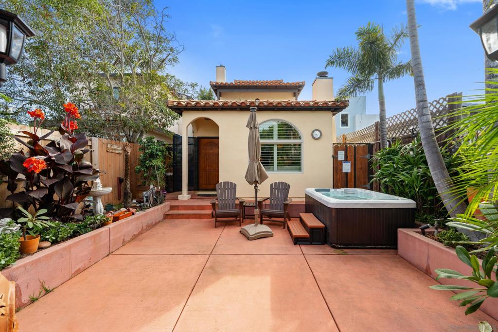 Ocean Beach - Residential