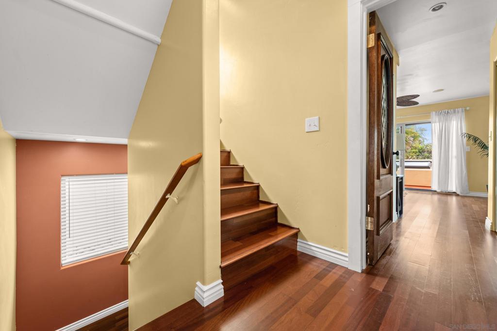 Ocean Beach - Residential