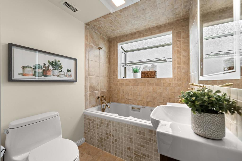 Ocean Beach - Residential