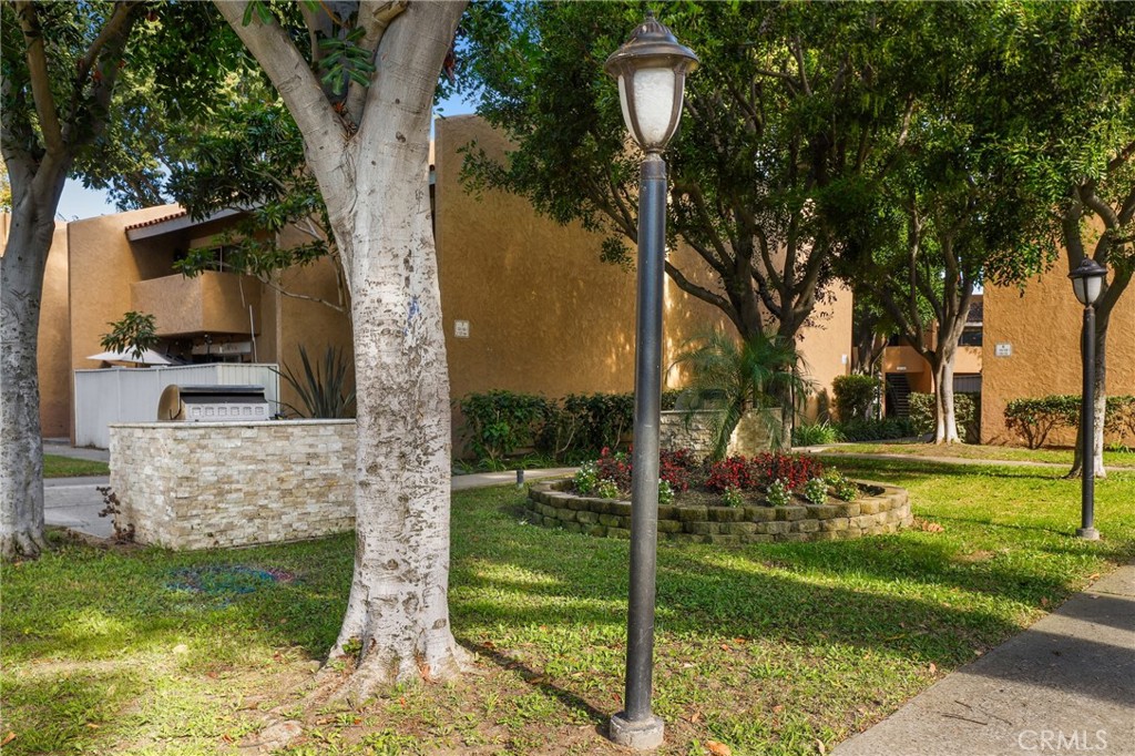 1001 W Macarthur Boulevard 130