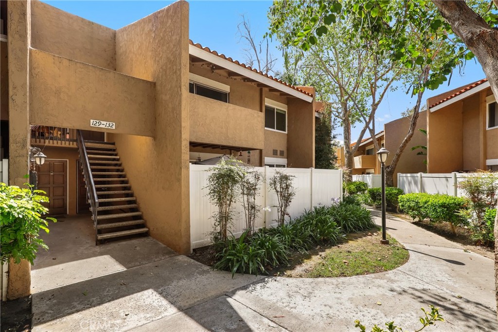 1001 W Macarthur Boulevard 130