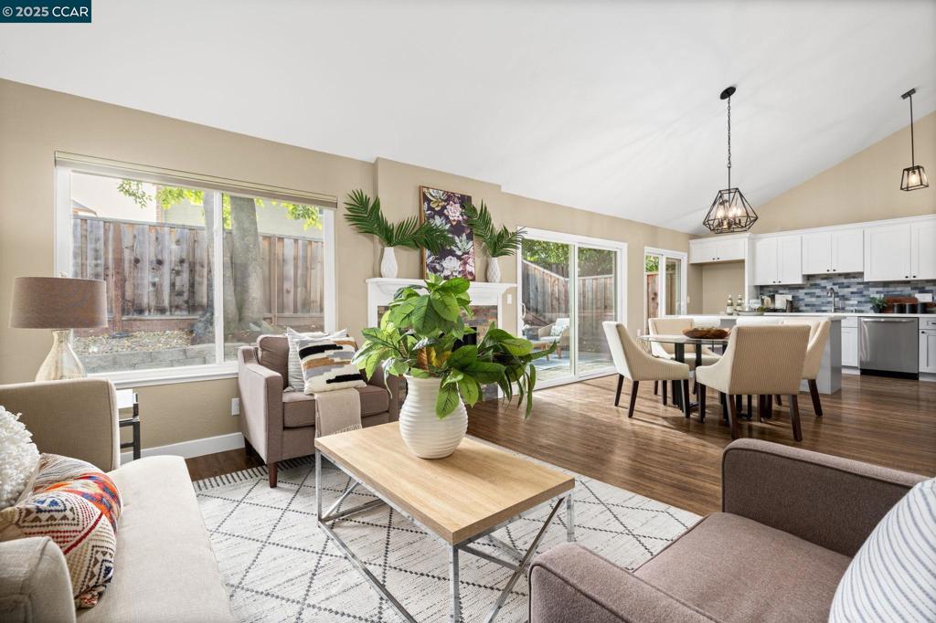 MEADOWOOD - Residential