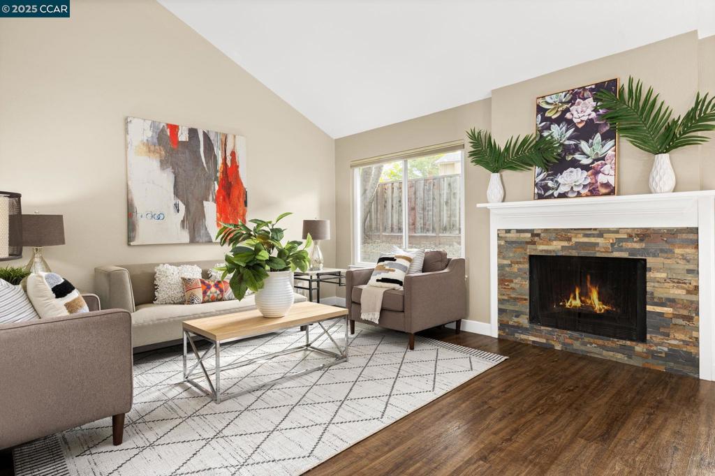 MEADOWOOD - Residential