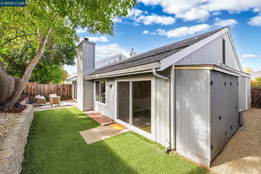 MEADOWOOD - Residential