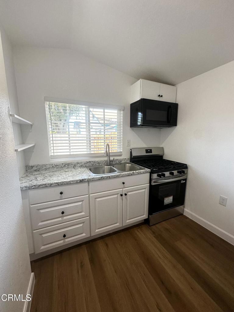 2263 E Los Angeles Avenue Studio