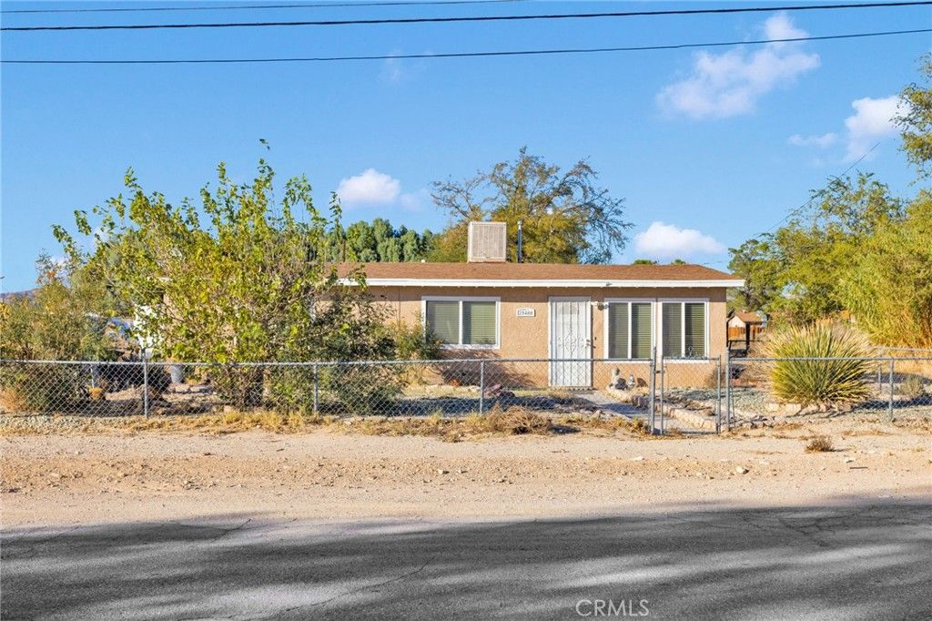 Photo of 25488 Jade Rd, Barstow, CA 92311 (MLS # HD25237823)