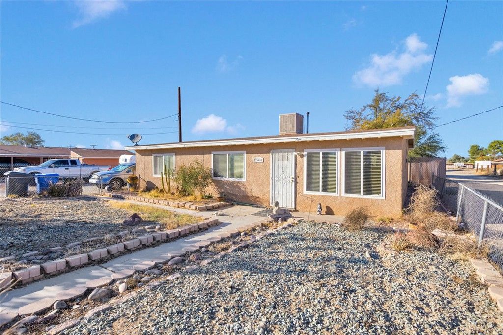 Photo of 25488 Jade Rd, Barstow, CA 92311 (MLS # HD25237823)