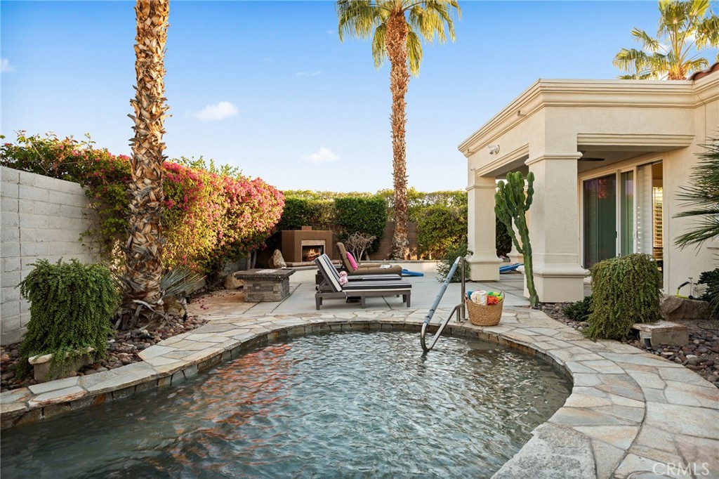 Puerta Azul - Residential