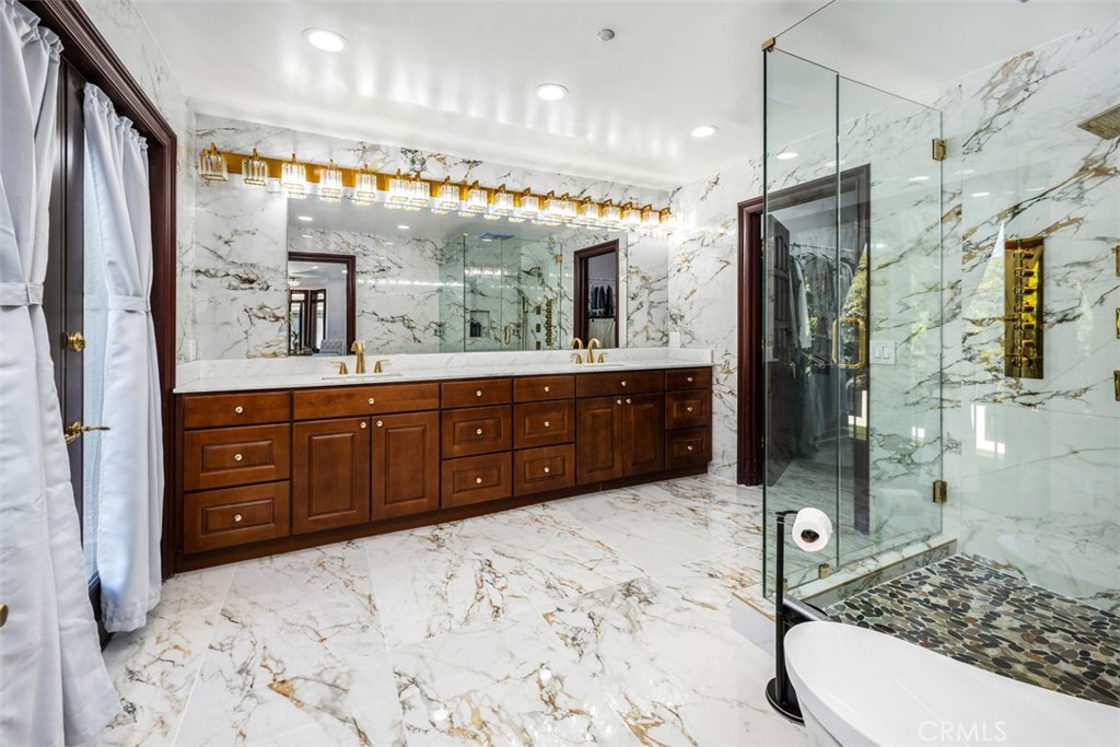 Woods (WDS) - Residential