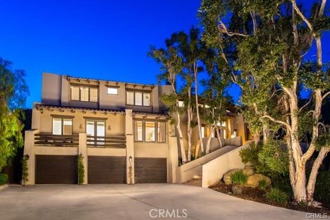 Photo of 5 Buckskin Road, Bell Canyon, CA 91307 (MLS # SR25279830)