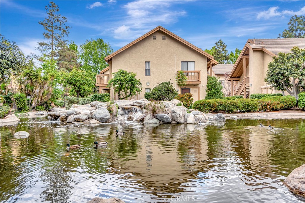 Lake Condos (CM) - Residential