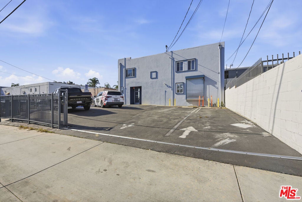 1100 E Main Street