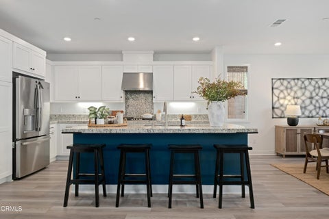 Tiny photo for 549 Kumquat Court, Santa Paula, CA 93060 (MLS # V1-38818)