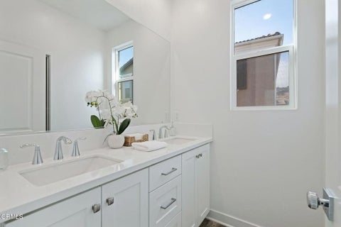 Tiny photo for 549 Kumquat Court, Santa Paula, CA 93060 (MLS # V1-38818)