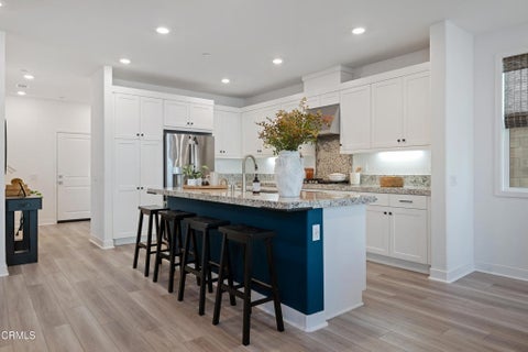 Tiny photo for 549 Kumquat Court, Santa Paula, CA 93060 (MLS # V1-38818)