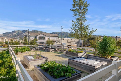 Tiny photo for 549 Kumquat Court, Santa Paula, CA 93060 (MLS # V1-38818)