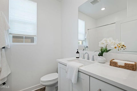 Tiny photo for 549 Kumquat Court, Santa Paula, CA 93060 (MLS # V1-38818)