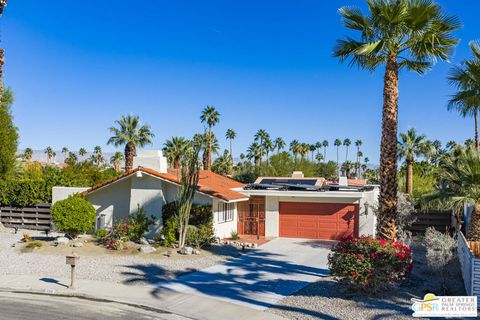 Photo of 566 N Sunset Way, Palm Springs, CA 92262 (MLS # 25629355PS)