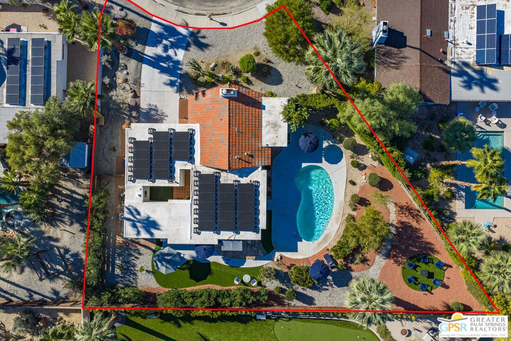 Photo of 566 N Sunset Way, Palm Springs, CA 92262 (MLS # 25629355PS)