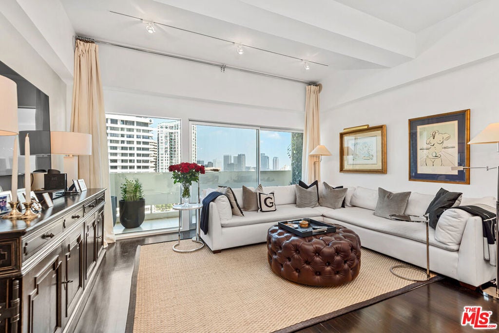 10701 Wilshire Boulevard 1202